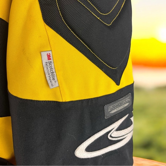 Snowmobiling Coat Padded Shoulders Size M - Picture 10 of 12